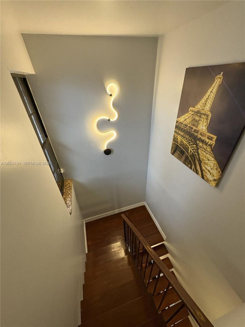 6530 Kendale Lakes Dr, Unit 1303, Miami, FL 33183 Photo