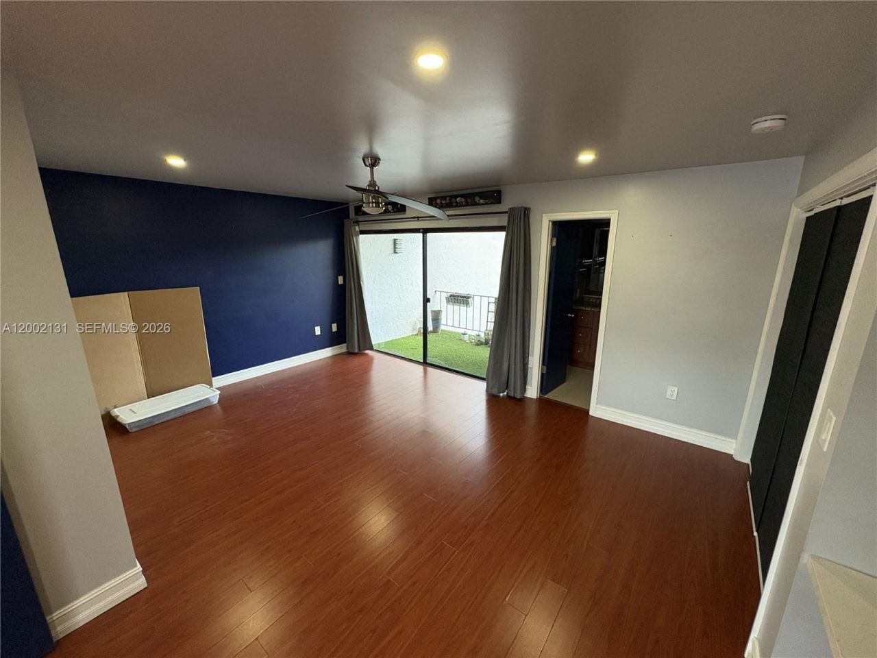 6530 Kendale Lakes Dr, Unit 1303, Miami, FL 33183 Photo