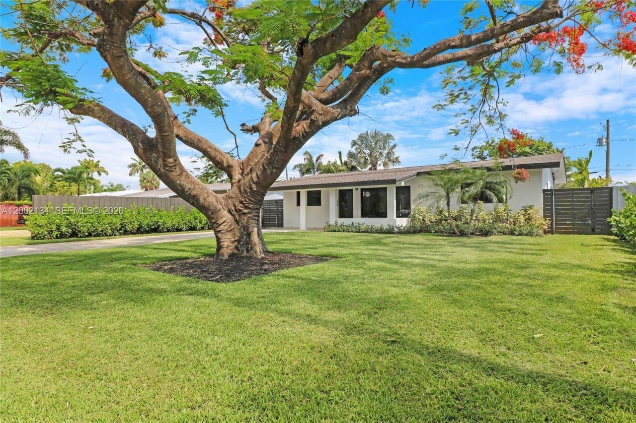 811 NE 17th Ct, Fort Lauderdale, FL 33305 Photo