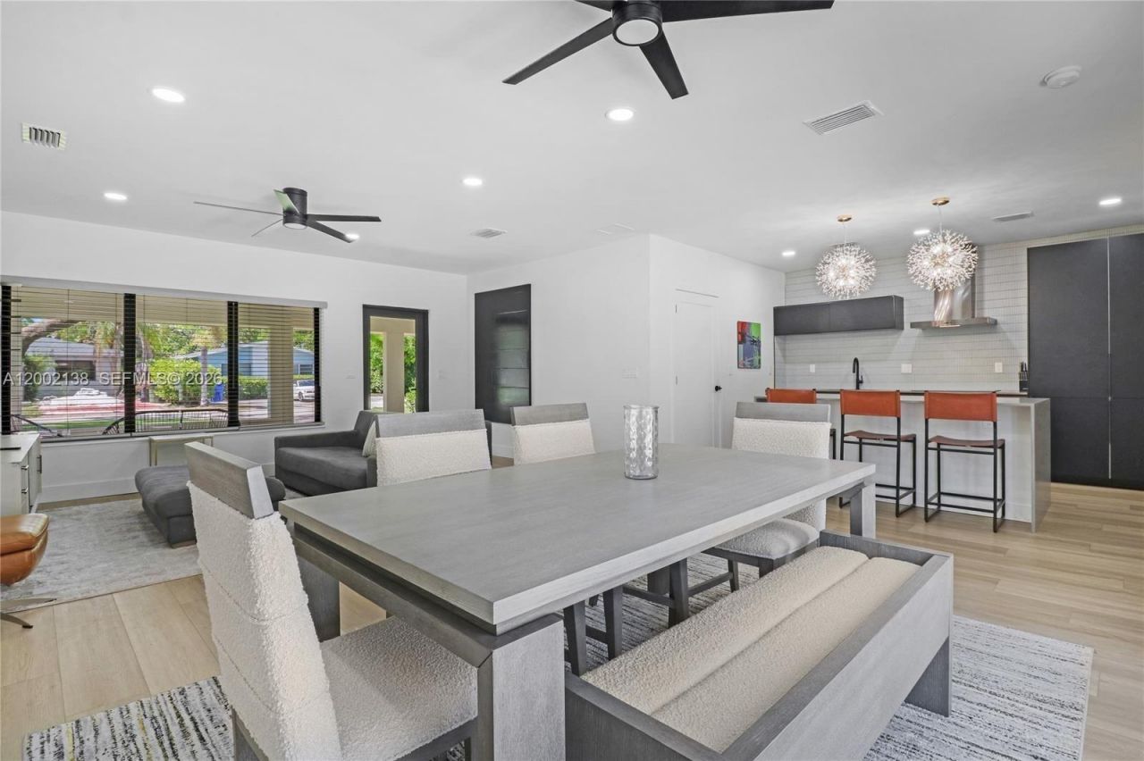 811 NE 17th Ct, Fort Lauderdale, FL 33305 Photo