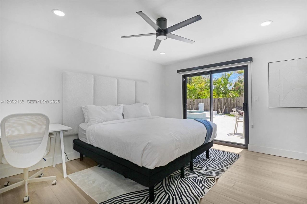 811 NE 17th Ct, Fort Lauderdale, FL 33305 Photo