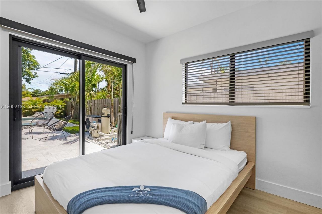 811 NE 17th Ct, Fort Lauderdale, FL 33305 Photo