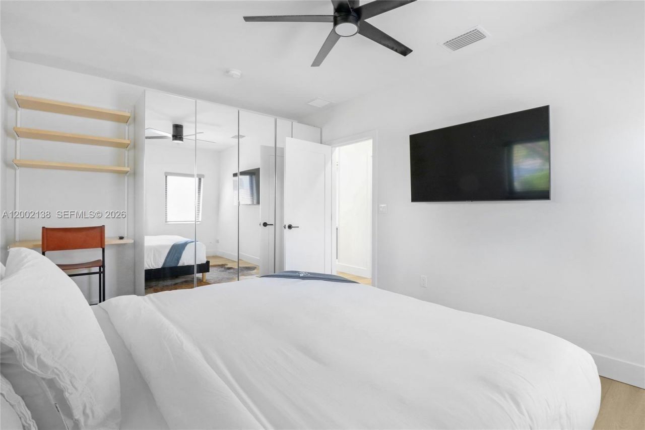 811 NE 17th Ct, Fort Lauderdale, FL 33305 Photo