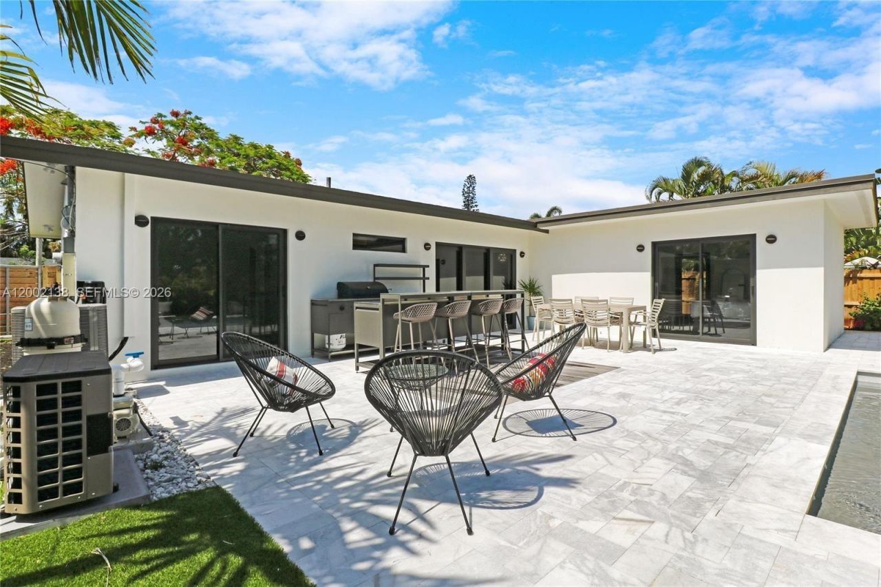 811 NE 17th Ct, Fort Lauderdale, FL 33305 Photo