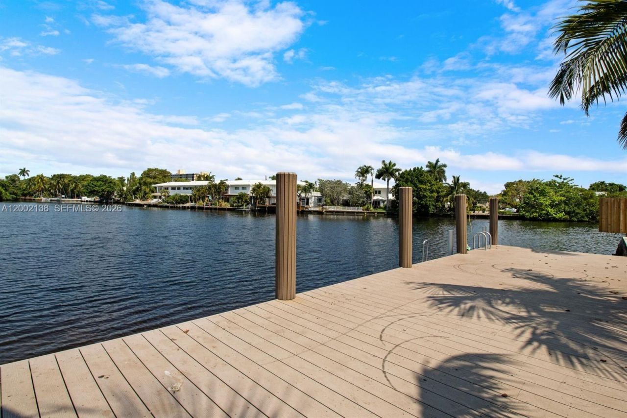 811 NE 17th Ct, Fort Lauderdale, FL 33305 Photo