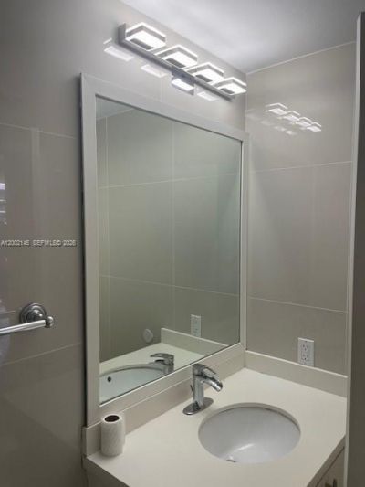 185 SE 14th Ter, Unit 913, Miami, FL 33131 Photo