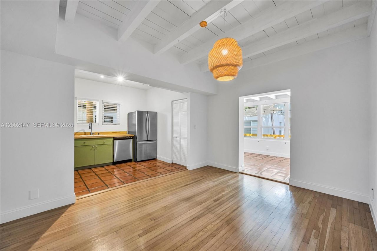 429 NE 73rd St, Miami, FL 33138 Photo