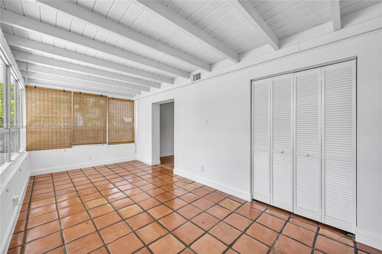 429 NE 73rd St, Miami, FL 33138 Photo