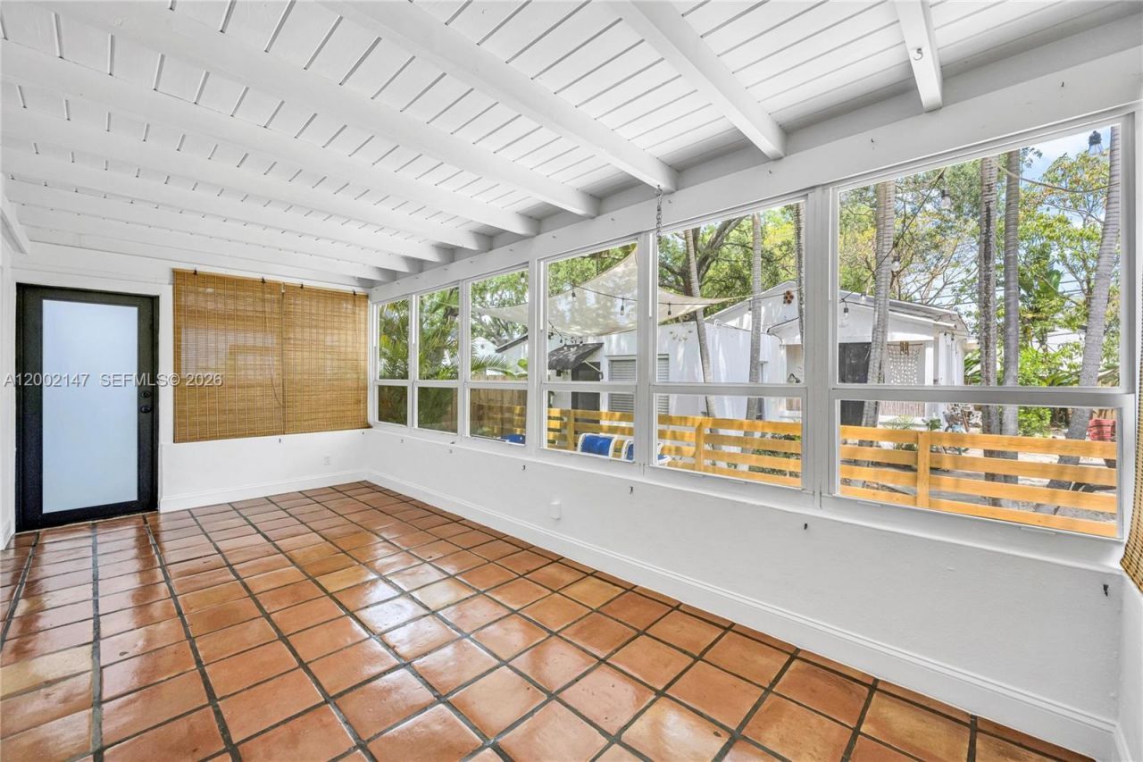 429 NE 73rd St, Miami, FL 33138 Photo