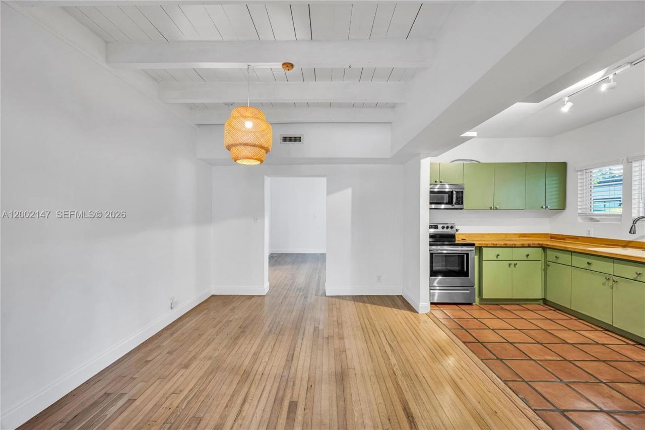 429 NE 73rd St, Miami, FL 33138 Photo