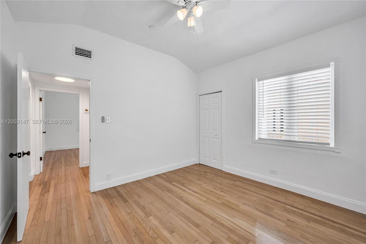 429 NE 73rd St, Miami, FL 33138 Photo