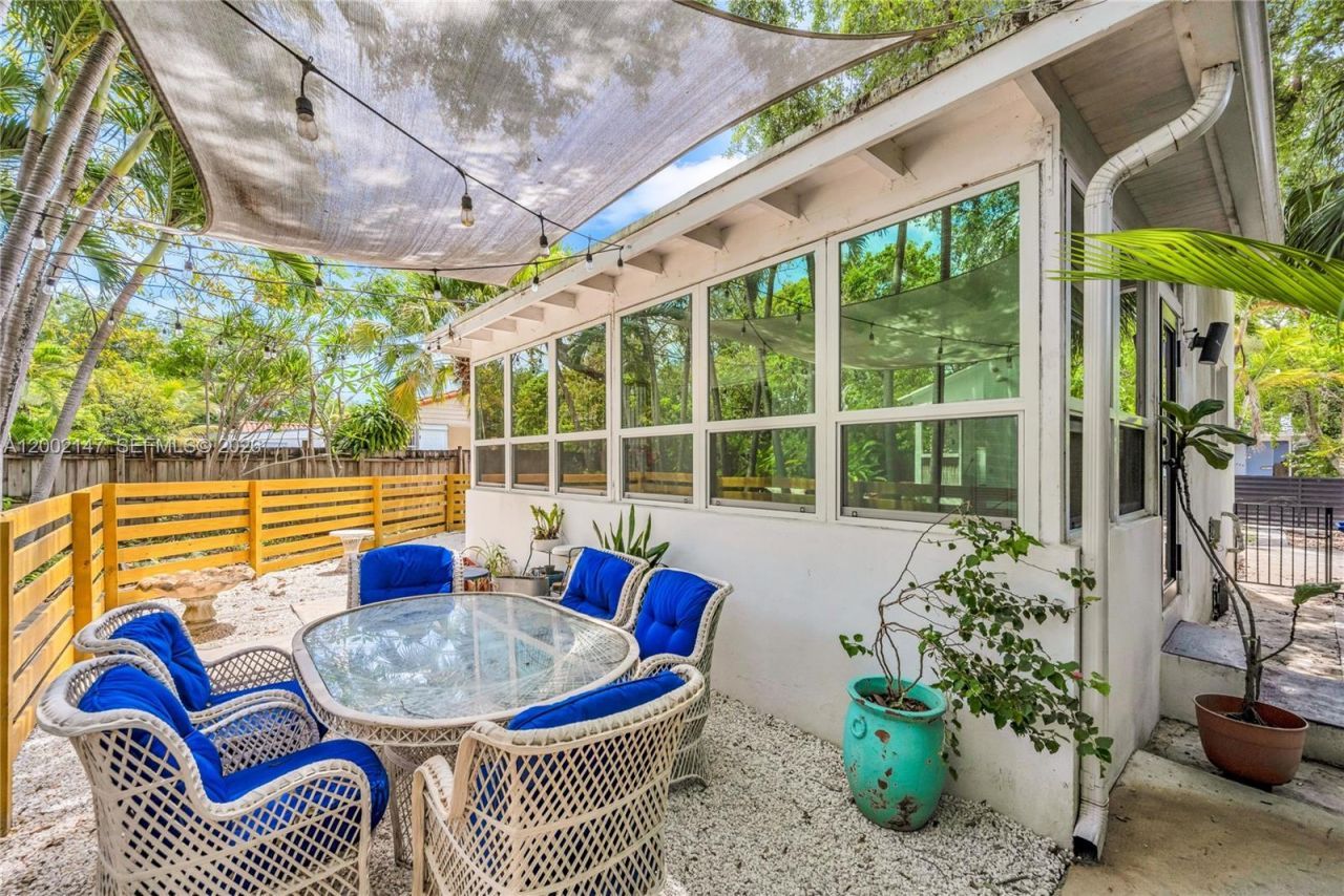 429 NE 73rd St, Miami, FL 33138 Photo