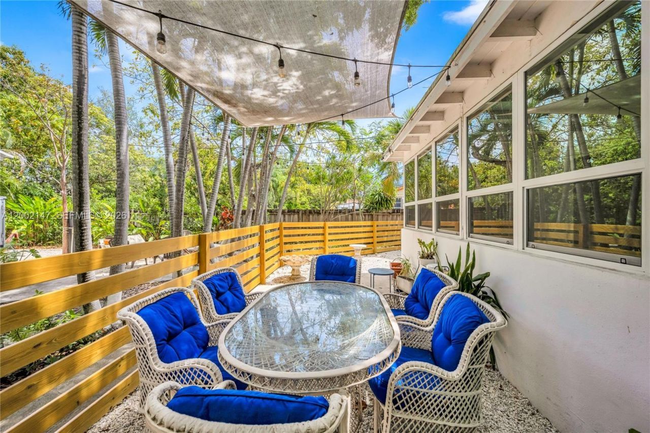 429 NE 73rd St, Miami, FL 33138 Photo