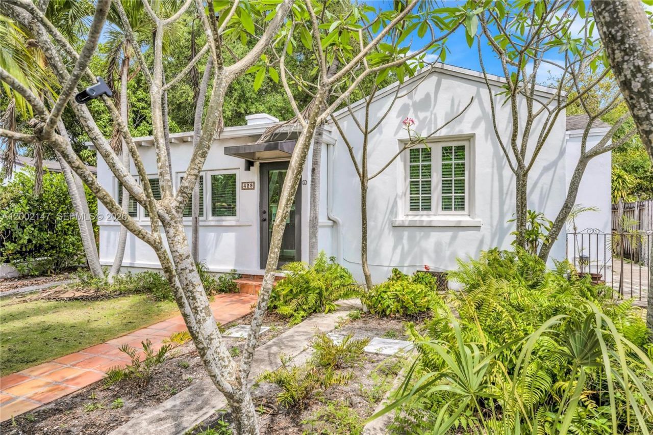 429 NE 73rd St, Miami, FL 33138 Photo