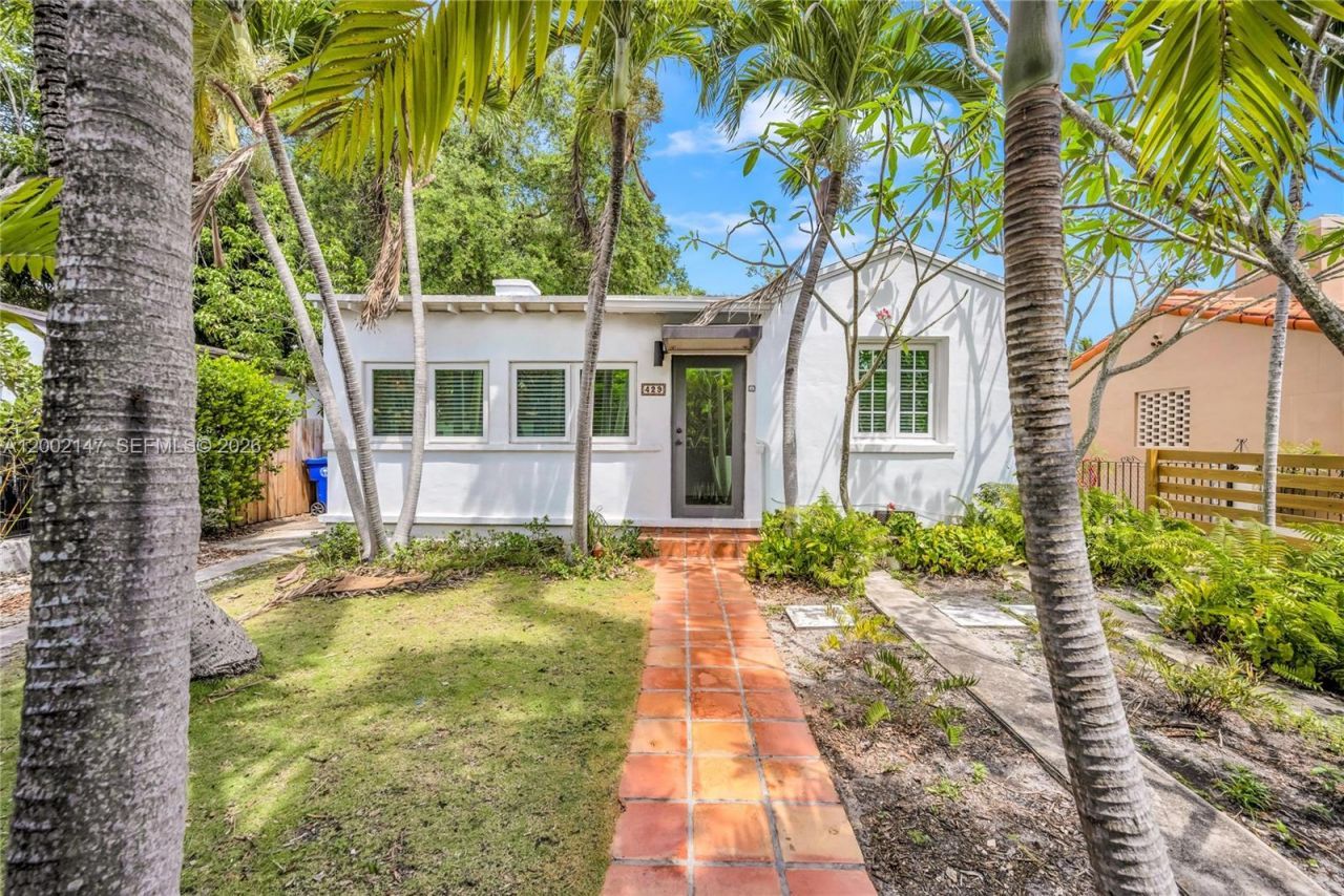429 NE 73rd St, Miami, FL 33138 Photo