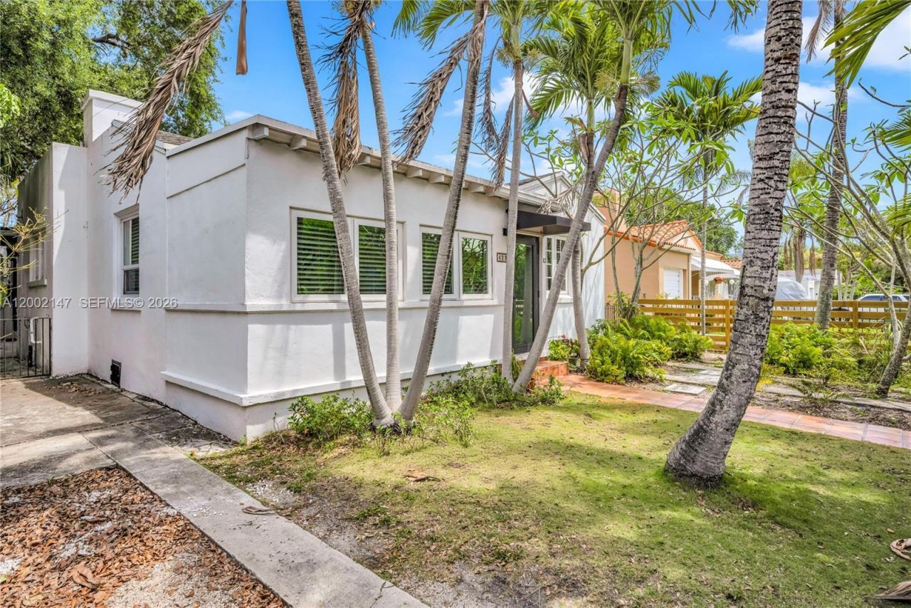 429 NE 73rd St, Miami, FL 33138 Photo