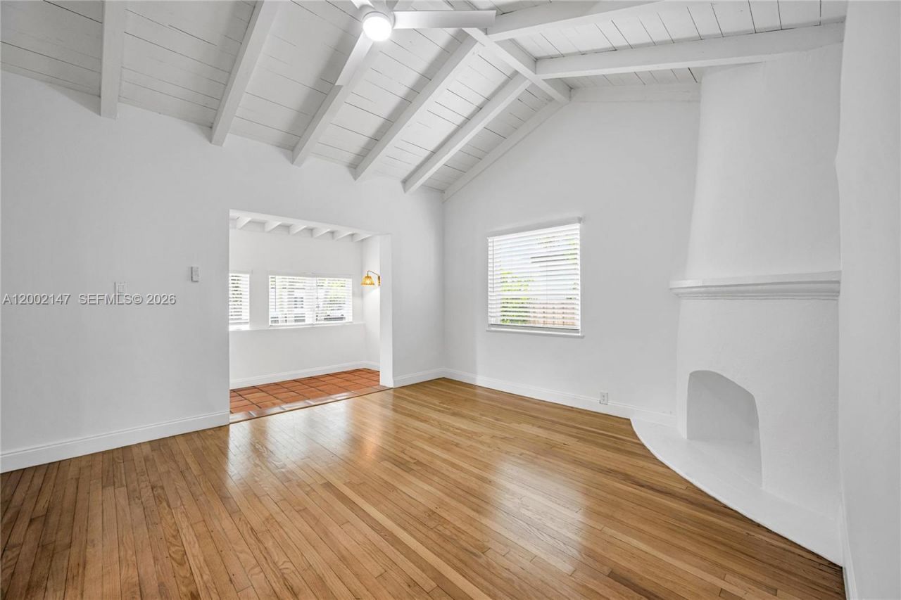 429 NE 73rd St, Miami, FL 33138 Photo