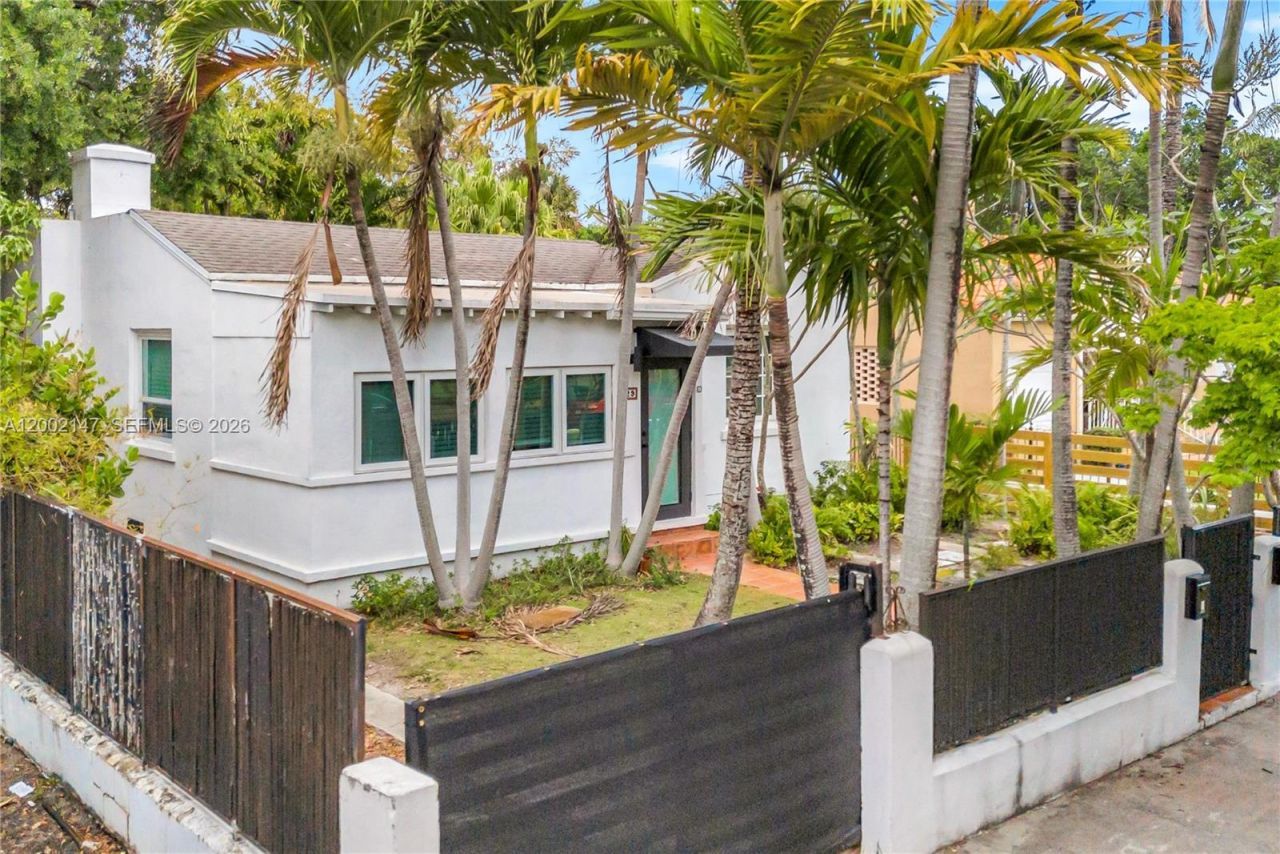 429 NE 73rd St, Miami, FL 33138 Photo