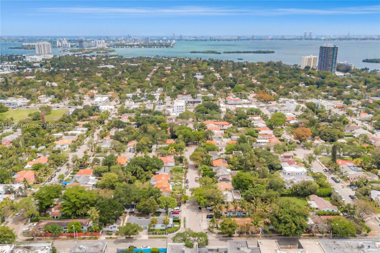 429 NE 73rd St, Miami, FL 33138 Photo