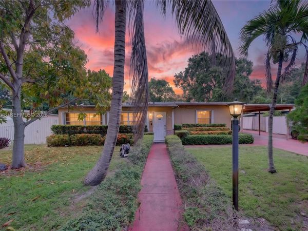 1936 Washington St, Hollywood, FL 33020