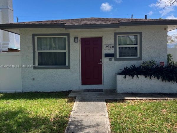 1936 Washington St, Hollywood, FL 33020