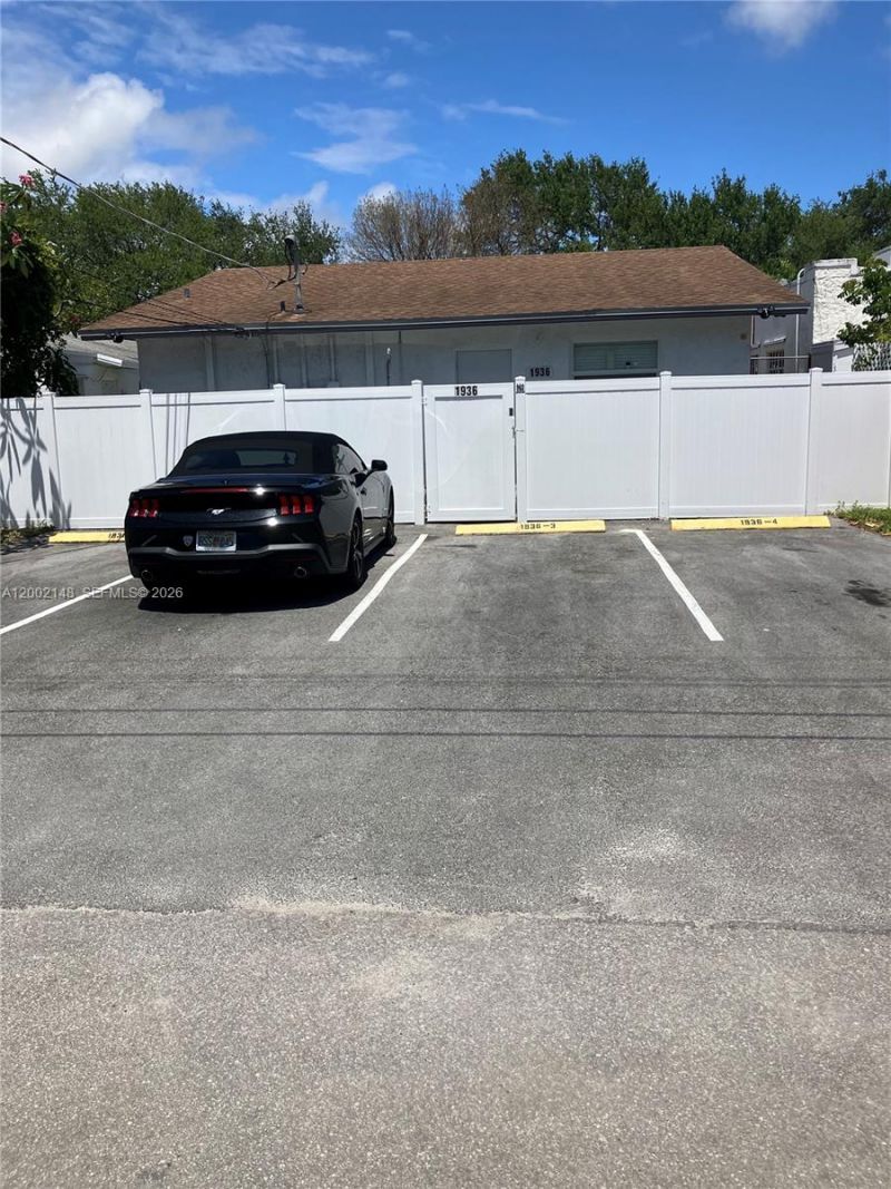 1936 Washington St, Hollywood, FL 33020 Photo