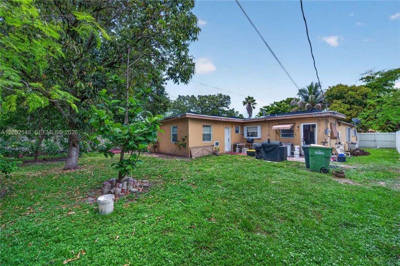 1936 Washington St, Hollywood, FL 33020 Photo