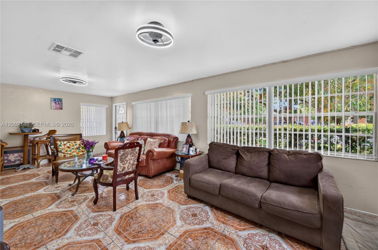 1936 Washington St, Hollywood, FL 33020 Photo