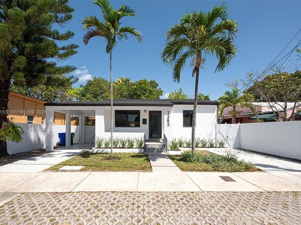 1385 NW 28th St, Miami, FL 33142