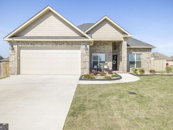 700 Linda Gail Way, Bonaire, GA 31005