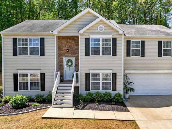 1054 River Plantation Drive, Woodstock, GA 30188
