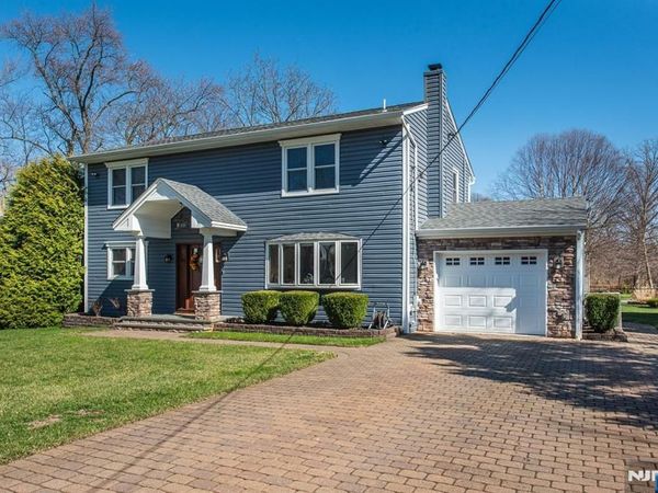 21 Carrol Street, FAIRFIELD, NJ 07004