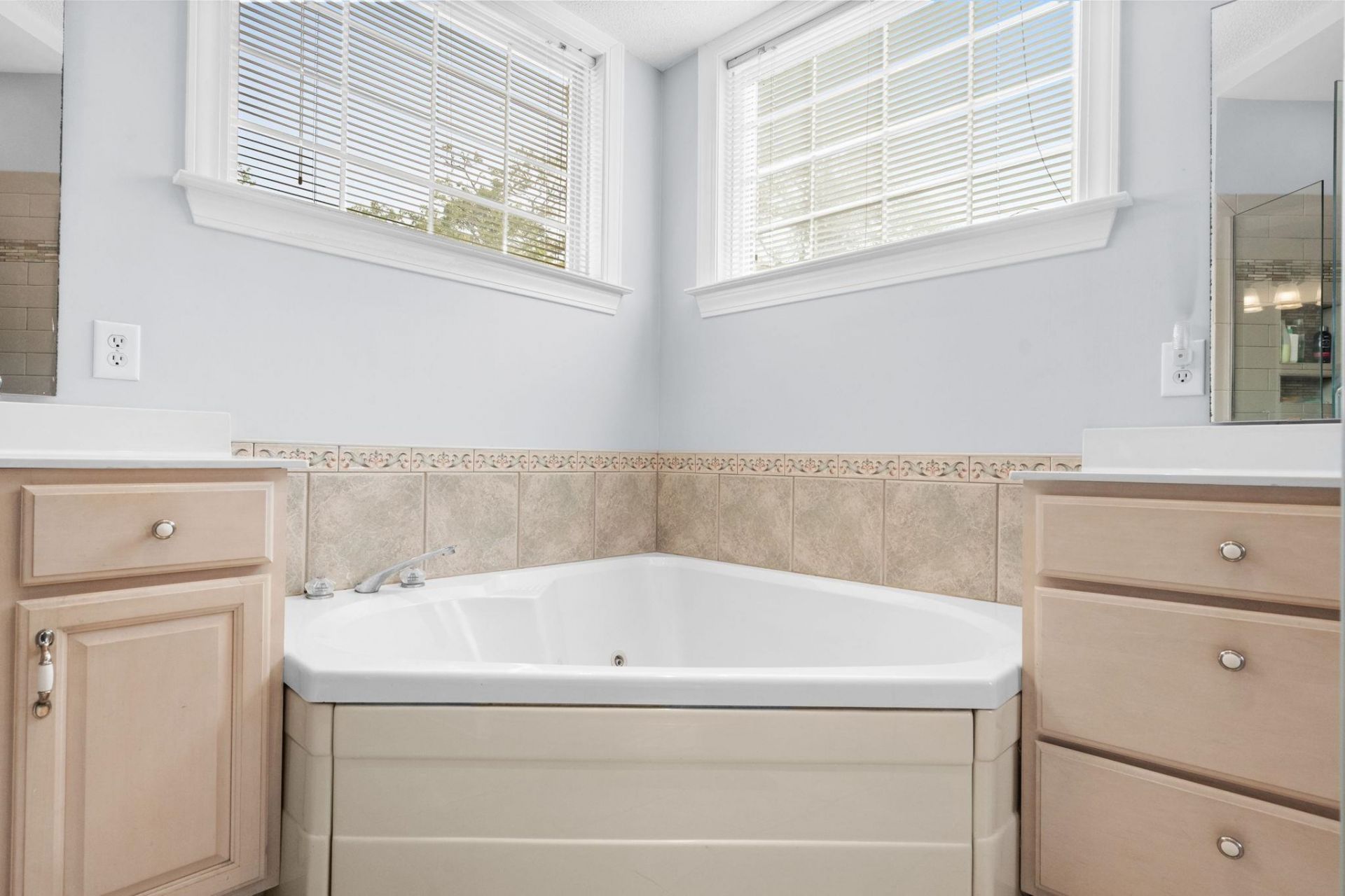 31 Spicebush Ln.  Photo 40