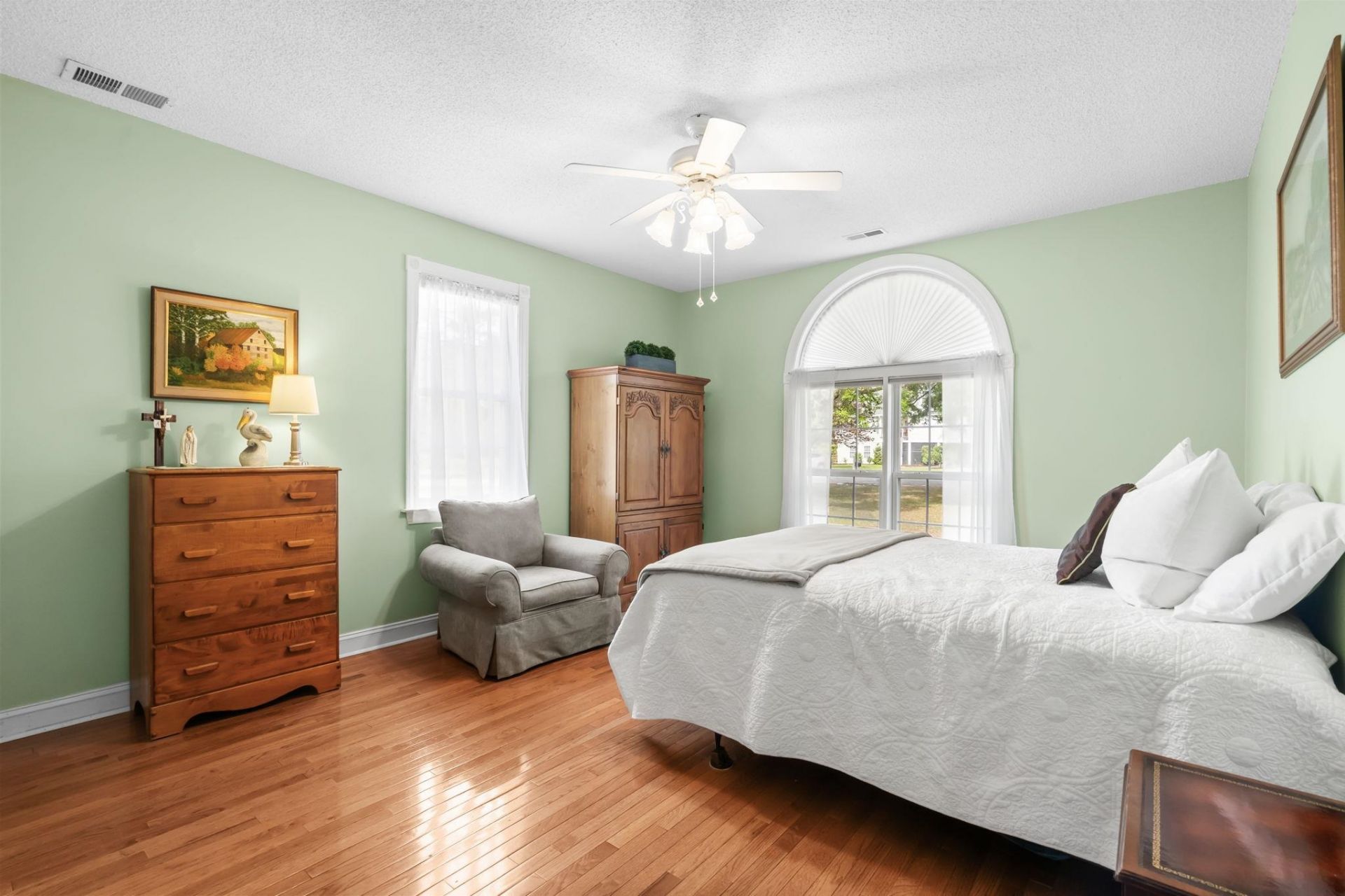 31 Spicebush Ln.  Photo 44