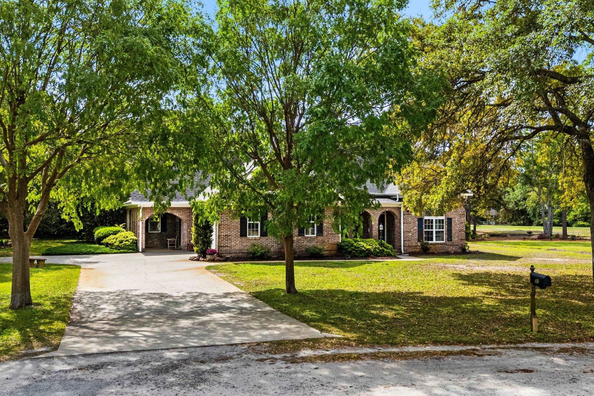 31 Spicebush Ln.  Photo 52