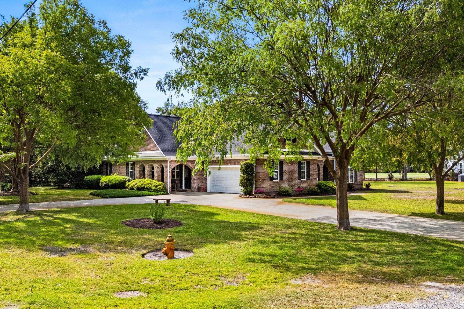 31 Spicebush Ln.  Photo 53