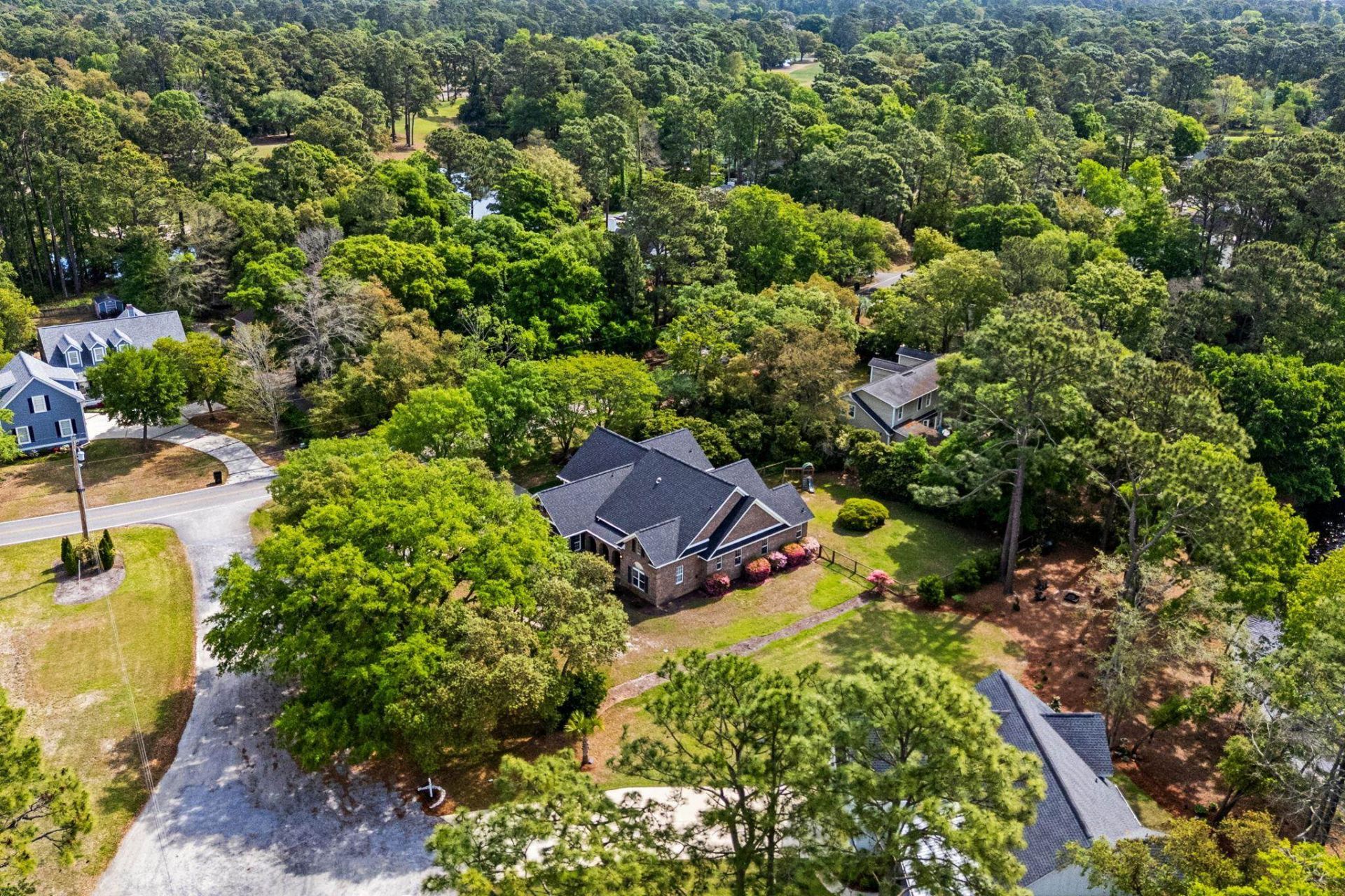 31 Spicebush Ln.  Photo 58