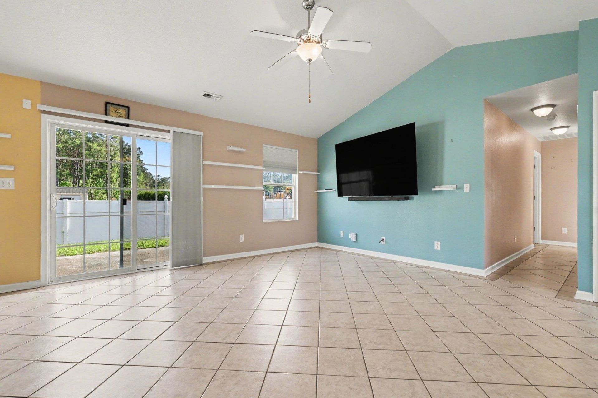 1116 Jumper Trail Circle  Photo 6