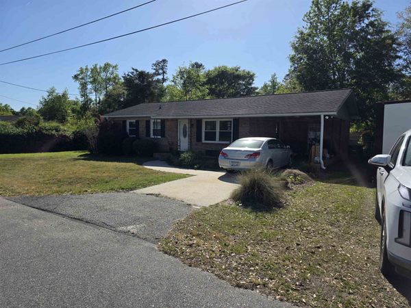 4008 Anne St. , Loris, SC 29569