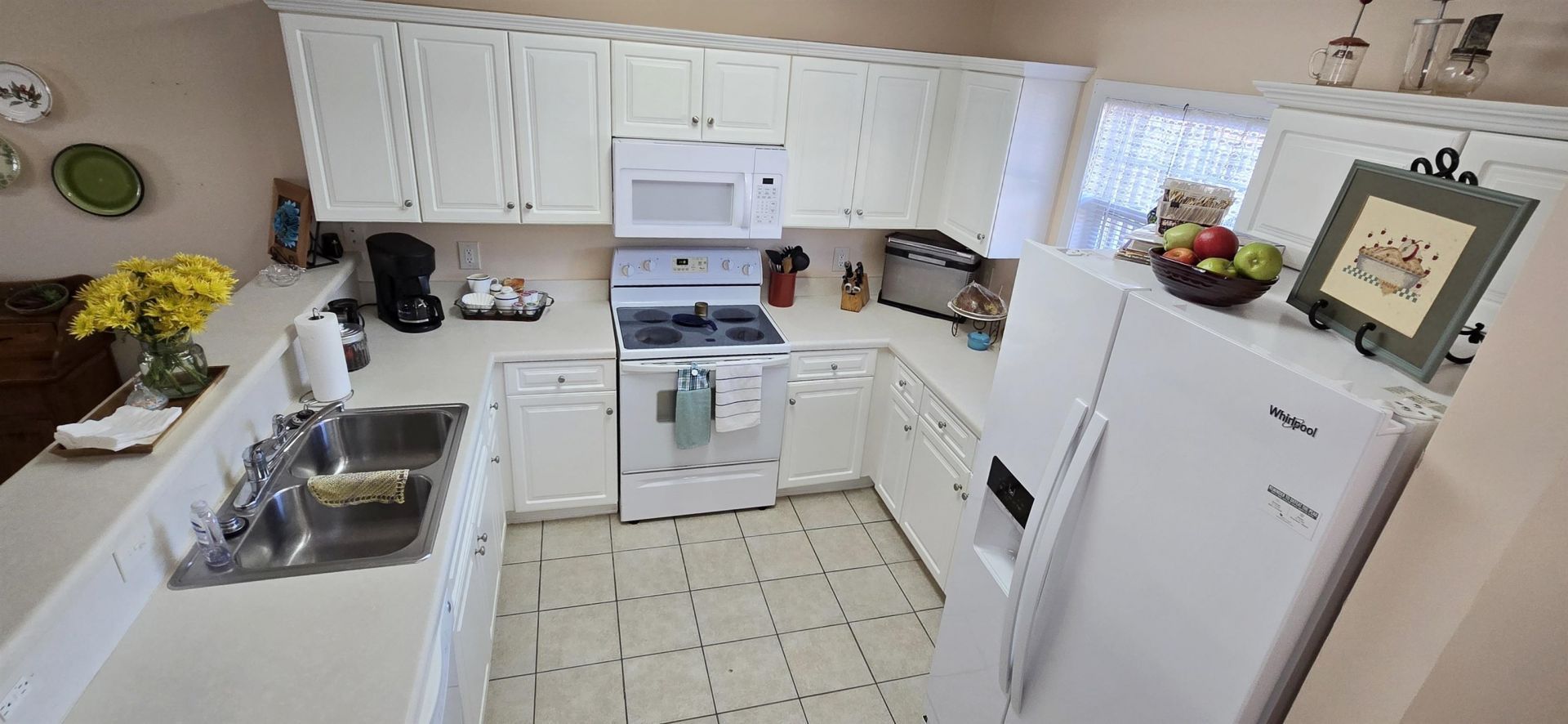 300 Kiskadee Loop Photo 8