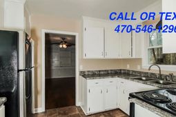 2000 Wood Creek Ln.  photo 4