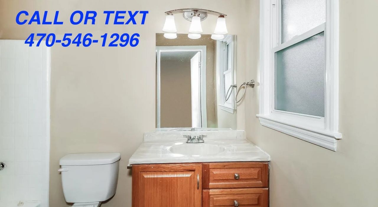 2000 Wood Creek Ln.  Photo 9