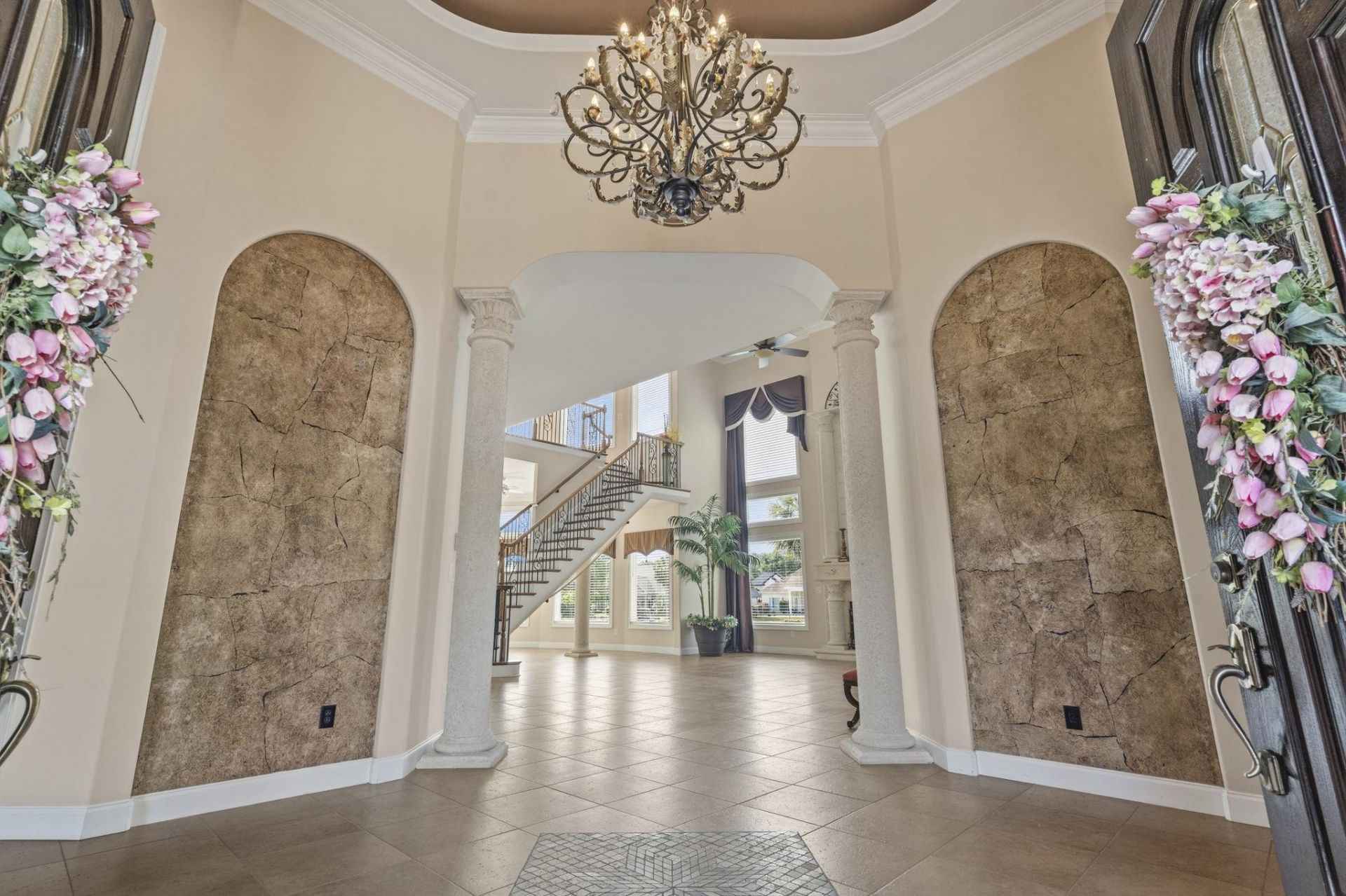 9445 Carrington Dr.  Photo 14