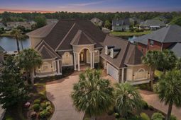 9445 Carrington Dr.  photo 4