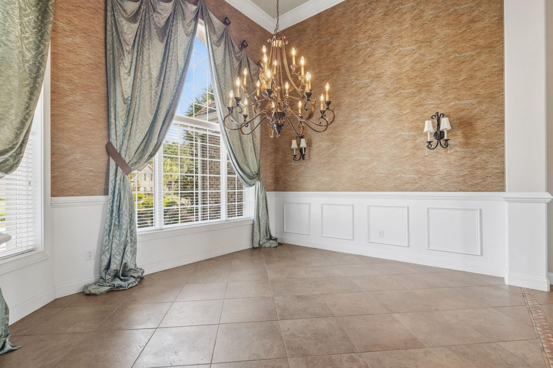 9445 Carrington Dr.  Photo 28