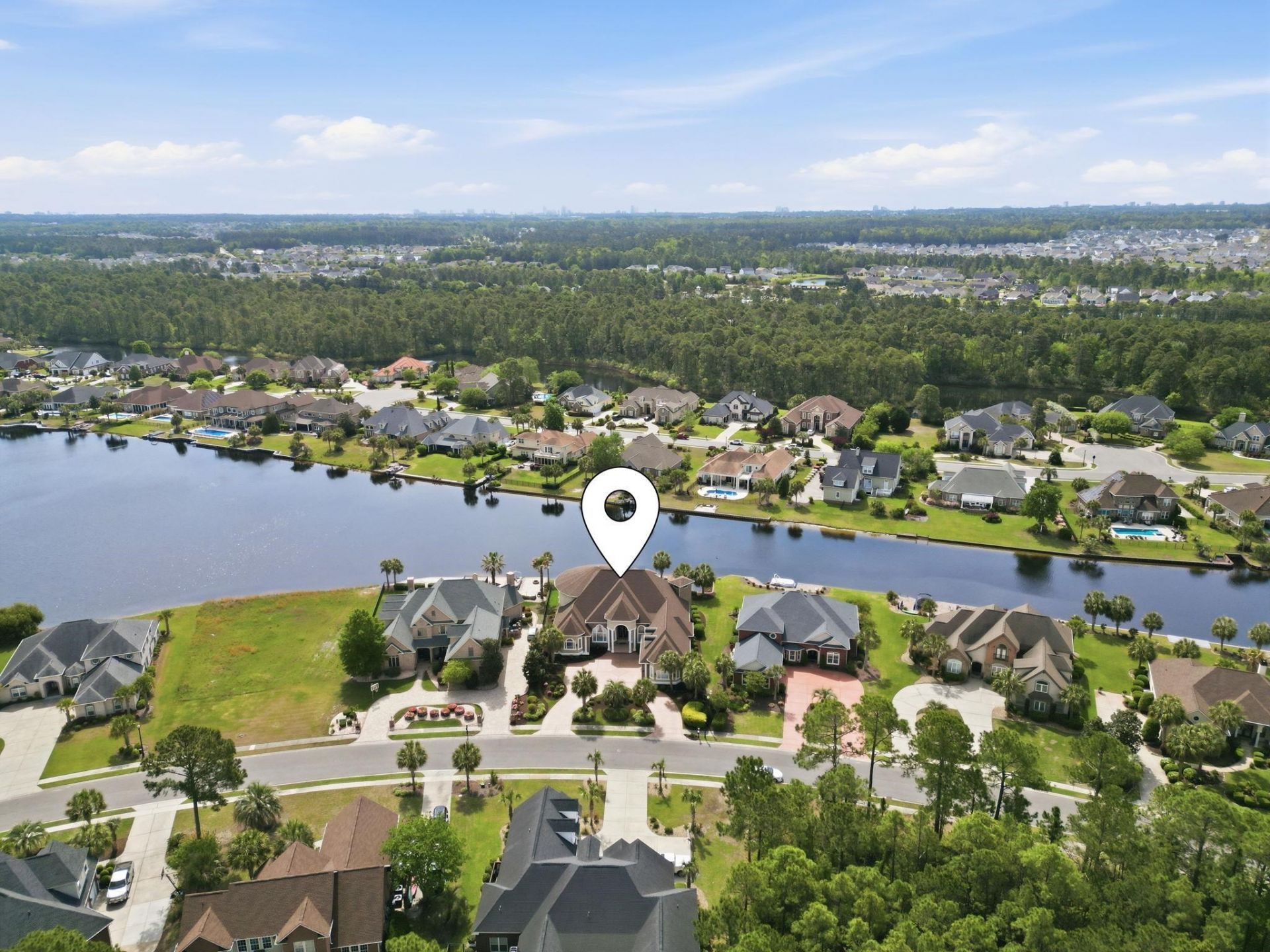 9445 Carrington Dr.  Photo 5