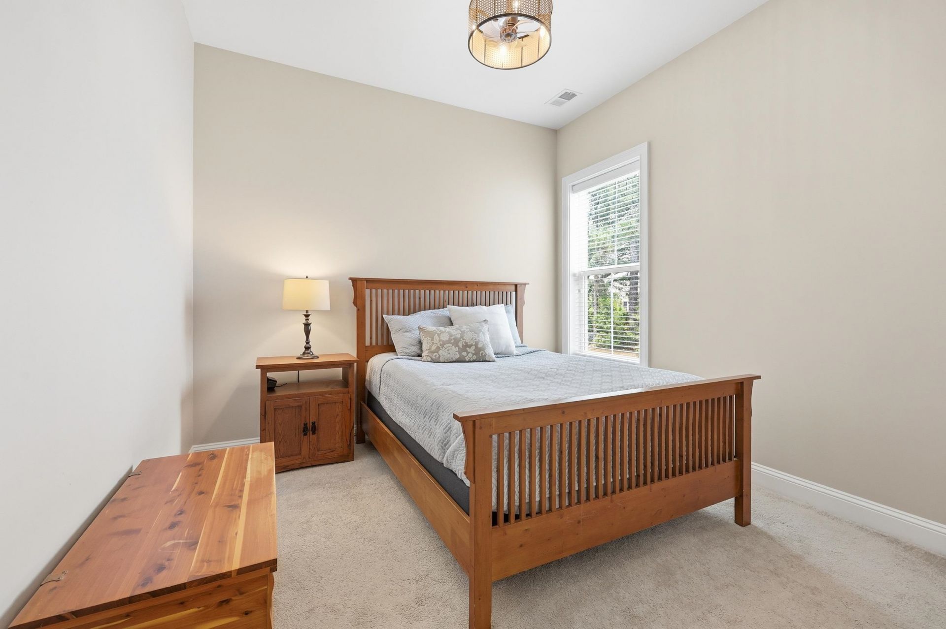 52 Winston Circle  Photo 19