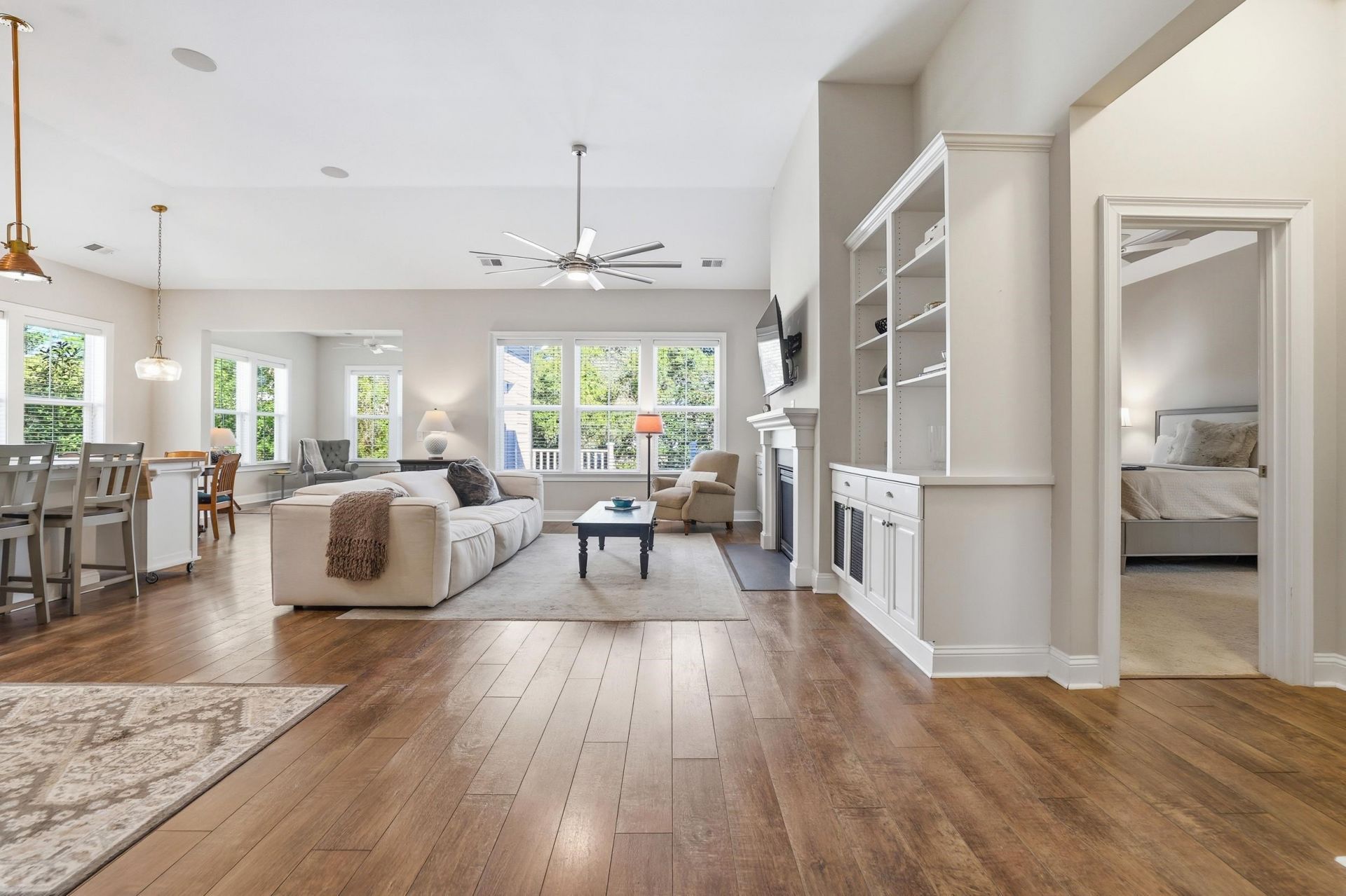 52 Winston Circle  Photo 22