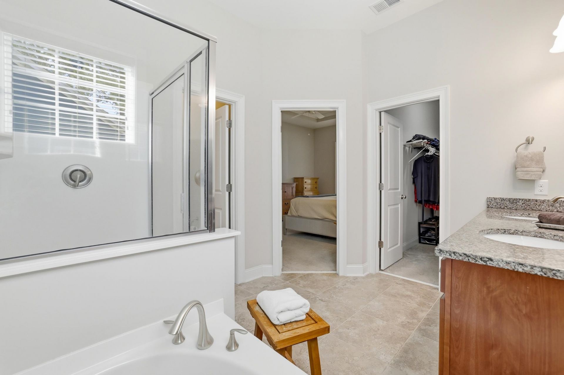 52 Winston Circle  Photo 49