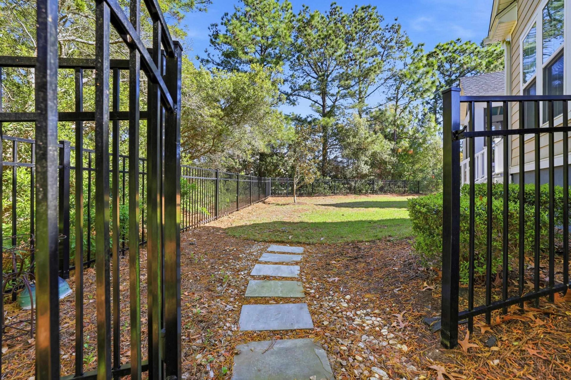 52 Winston Circle  Photo 64